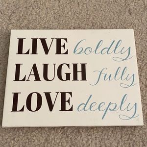 Dorm Decoration (Live Laugh Love)